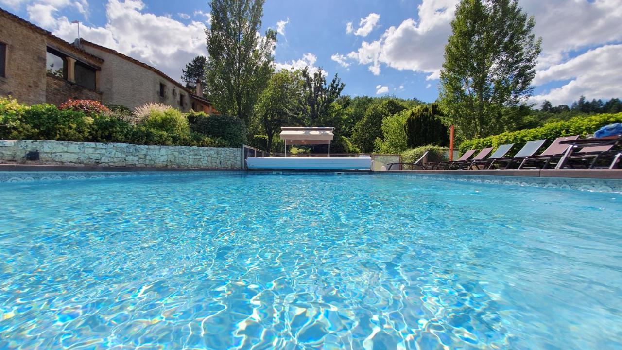 Hotel Domaine Du Cardou Puy-lʼÉvêque Esterno foto