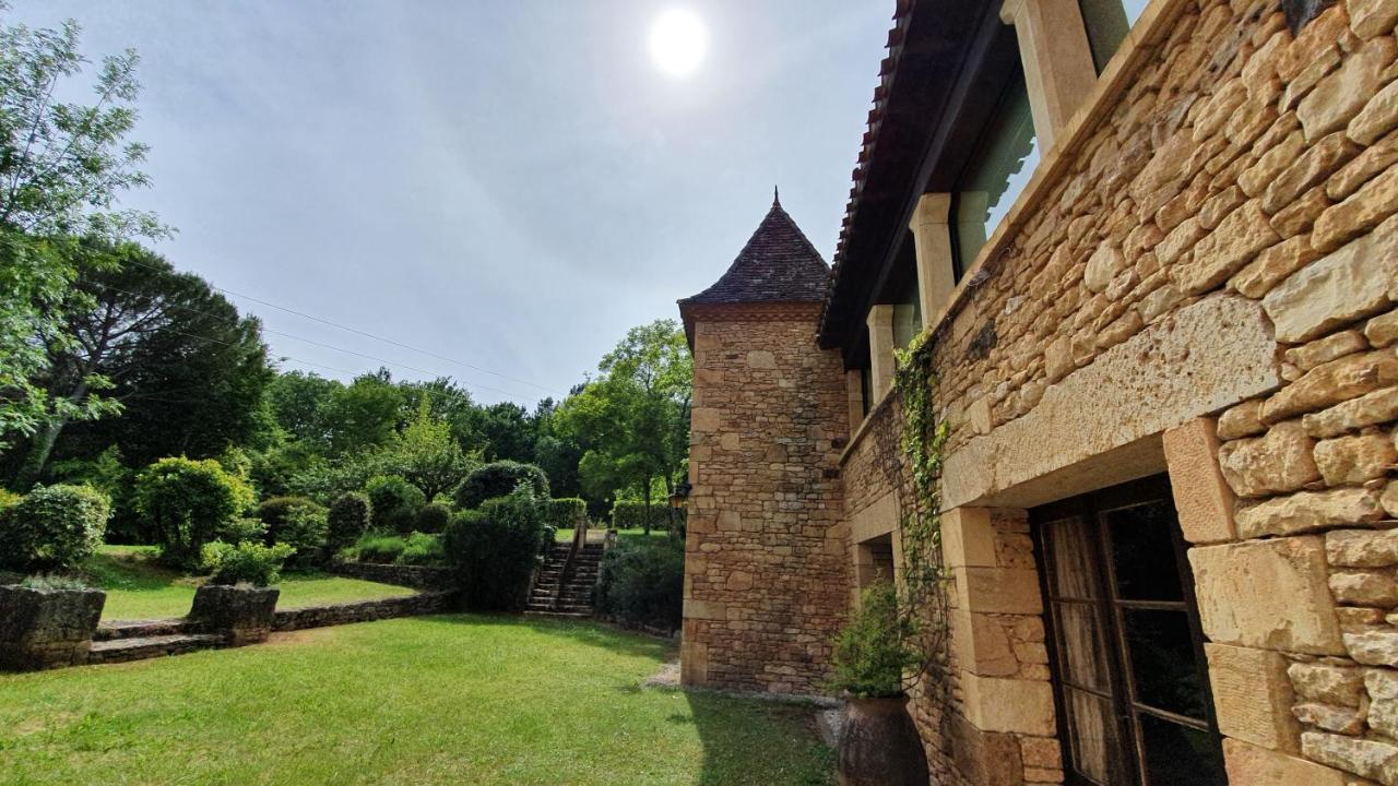 Hotel Domaine Du Cardou Puy-lʼÉvêque Esterno foto