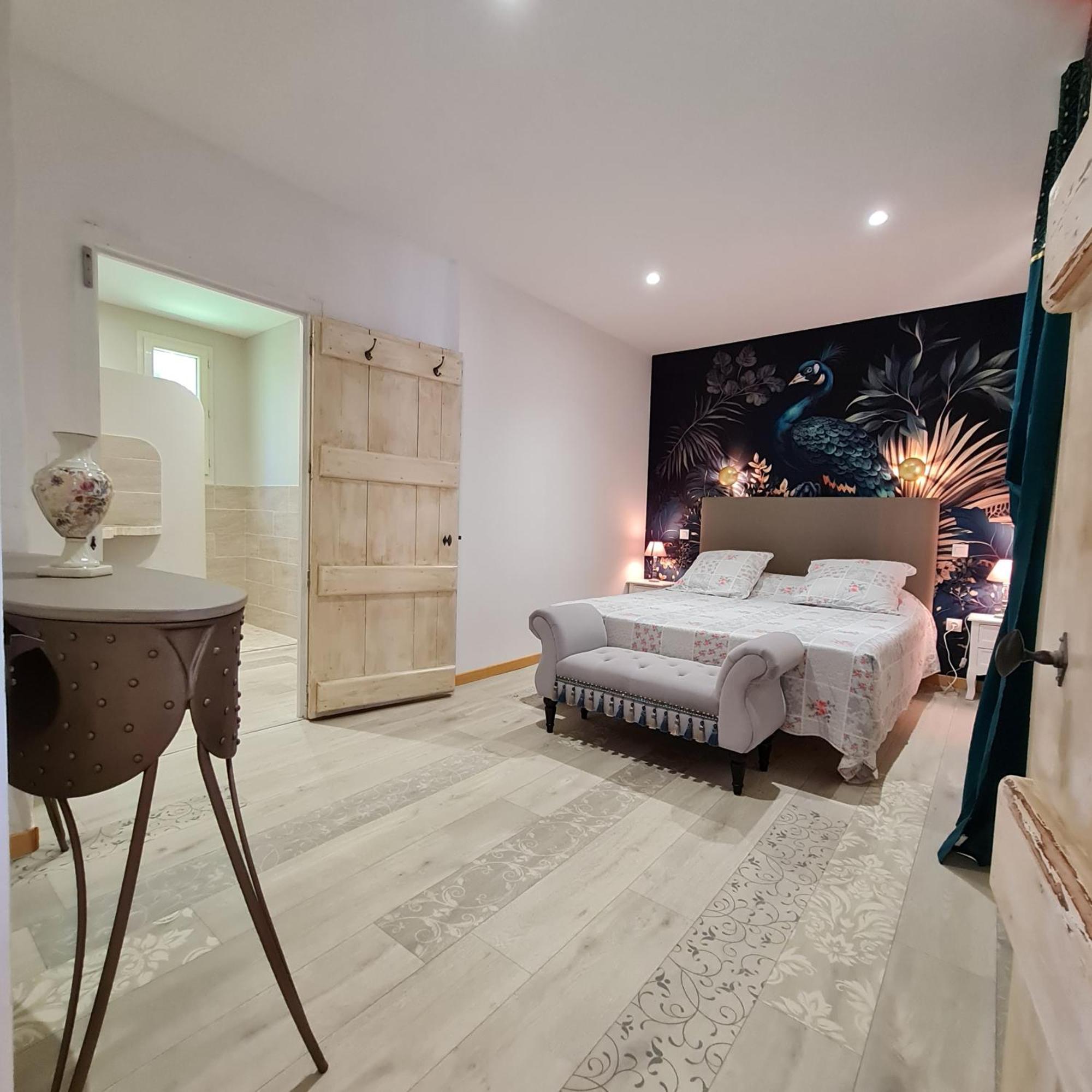 Hotel Domaine Du Cardou Puy-lʼÉvêque Esterno foto