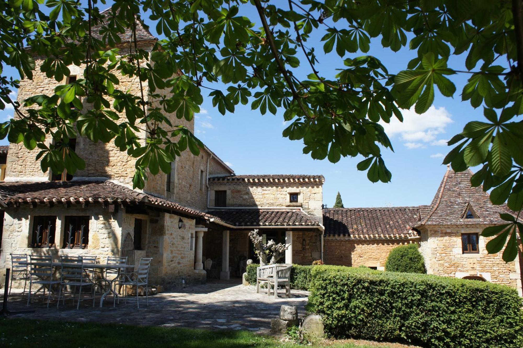 Hotel Domaine Du Cardou Puy-lʼÉvêque Esterno foto